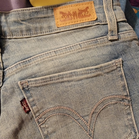 EUC Stonewash Jeans - Picture 3 of 4